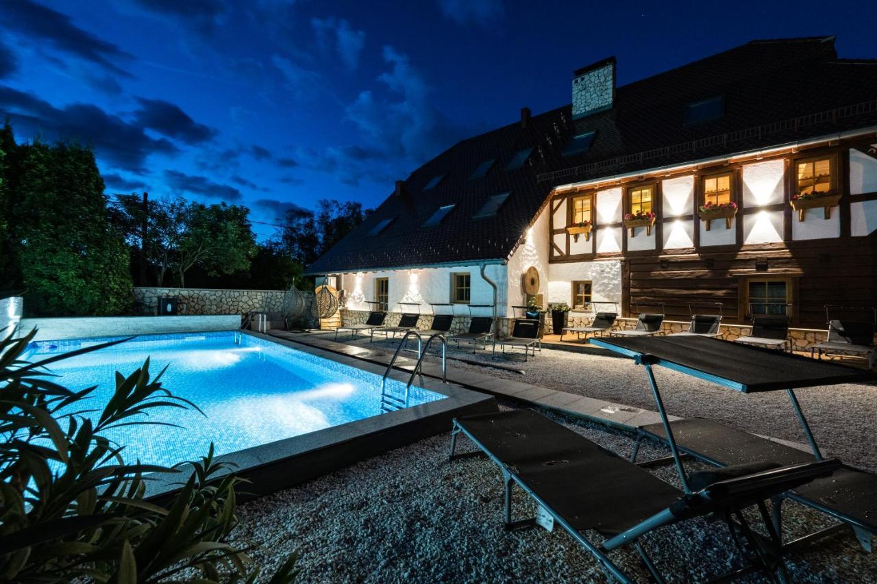 Szwajcarski Dworek Piechowice  Exterior foto
